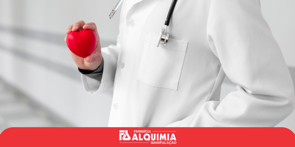 Quercetina: Benefícios Antioxidantes e Anti-inflamatórios