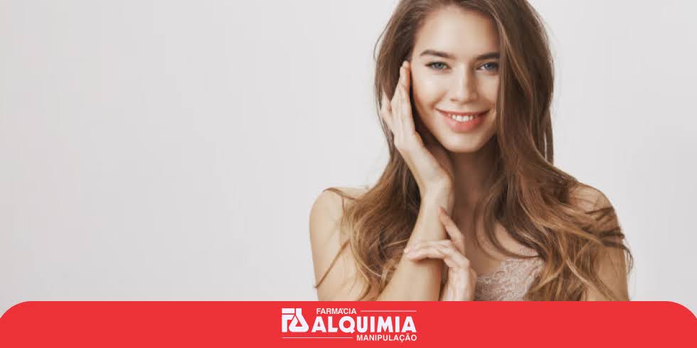 Gomas de Colágeno com Frutas Vermelhas: Saúde da Pele, Unhas e Cabelos